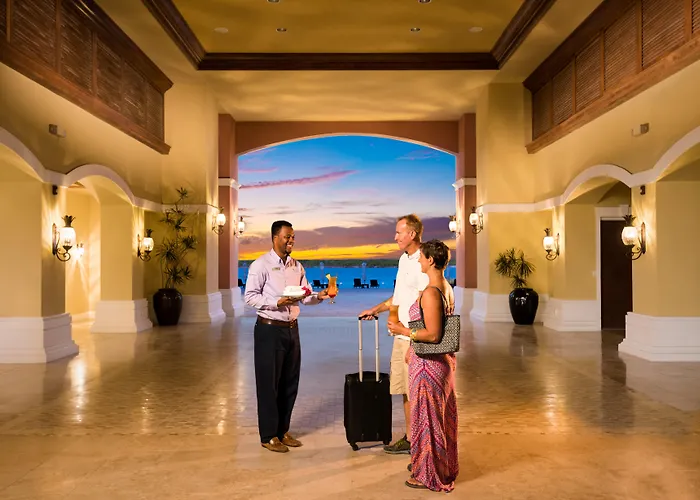 Blue Haven Resort Grace Bay