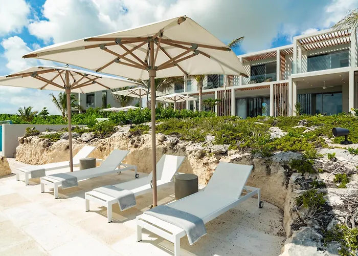 South Bank Hotel Long Bay