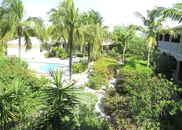 Island Club Turks & Grace Bay Place