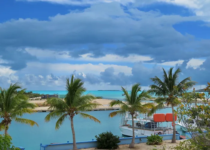 Harbour Club Villas & Marina Providenciales